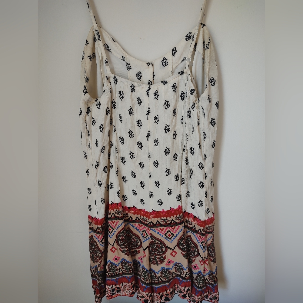 Boho Tank 🤍 - Picture 2 of 5